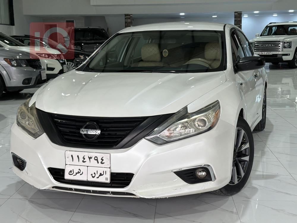 نيسان ألتيما